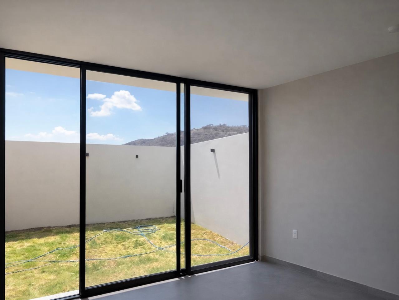 Casa en Venta  en BOSQUES DE SANTA ANITA, Tlajomulco de Zúñiga - foto 2 de 33