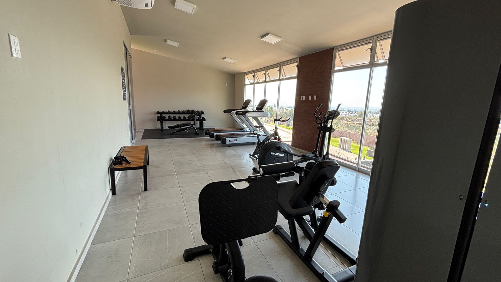 Casa en Venta  en BOSQUES DE SANTA ANITA, Tlajomulco de Zúñiga - foto 15 de 33