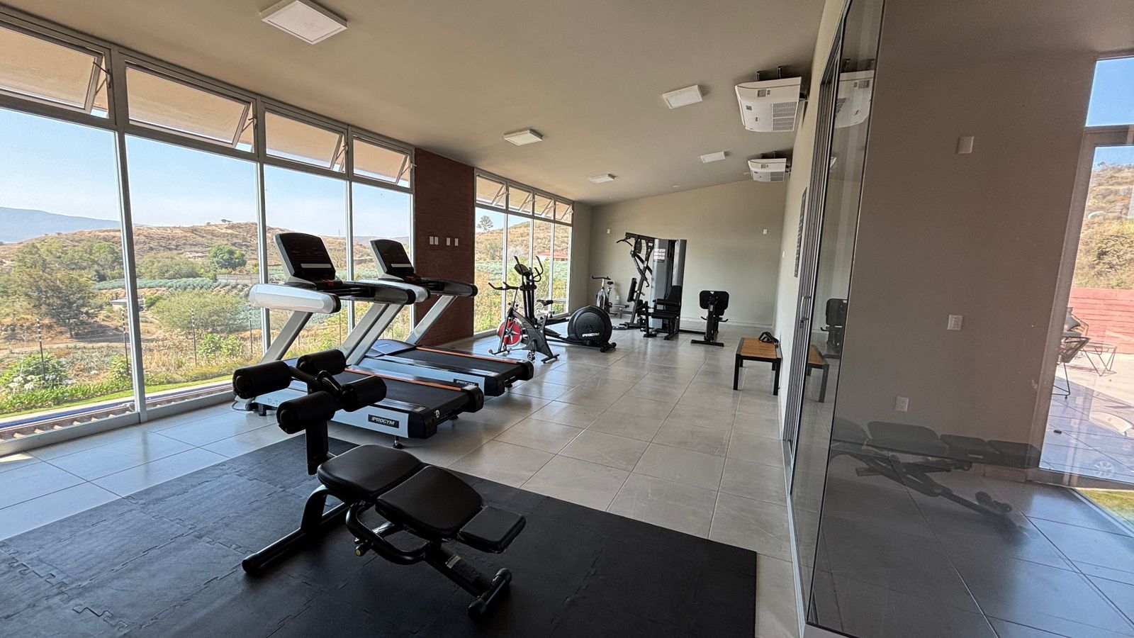Casa en Venta  en BOSQUES DE SANTA ANITA, Tlajomulco de Zúñiga - foto 32 de 33