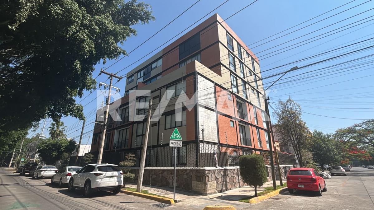 Departamento en Renta Jardines del Bosque