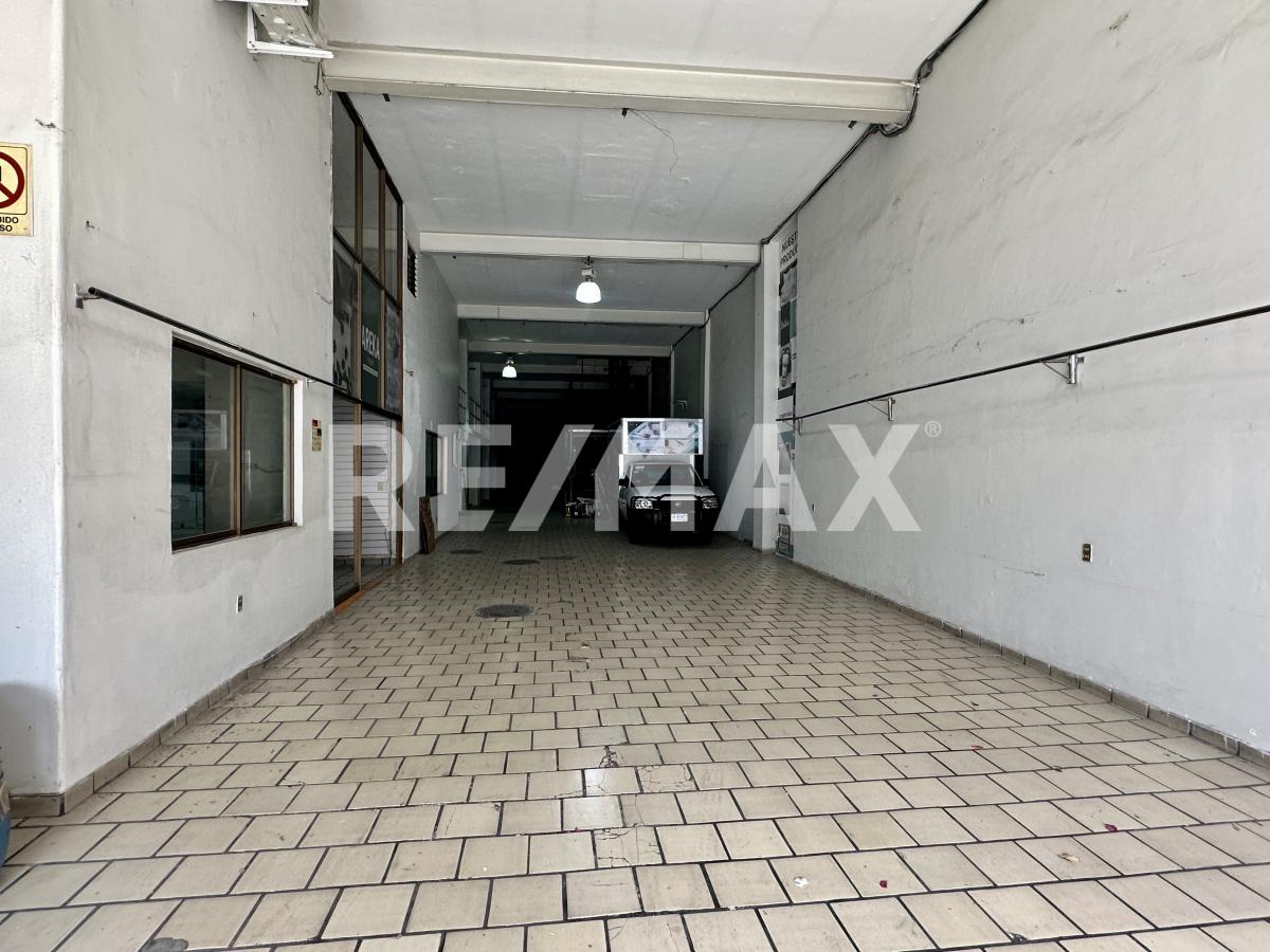 Bodega en Renta en Zona Centro Guadalajara en Santa Teresita, Guadalajara - foto 2 de 40