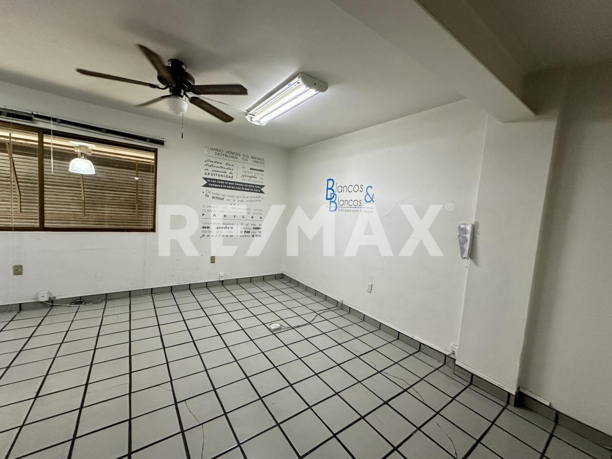 Bodega en Renta en Zona Centro Guadalajara en Santa Teresita, Guadalajara - foto 15 de 40