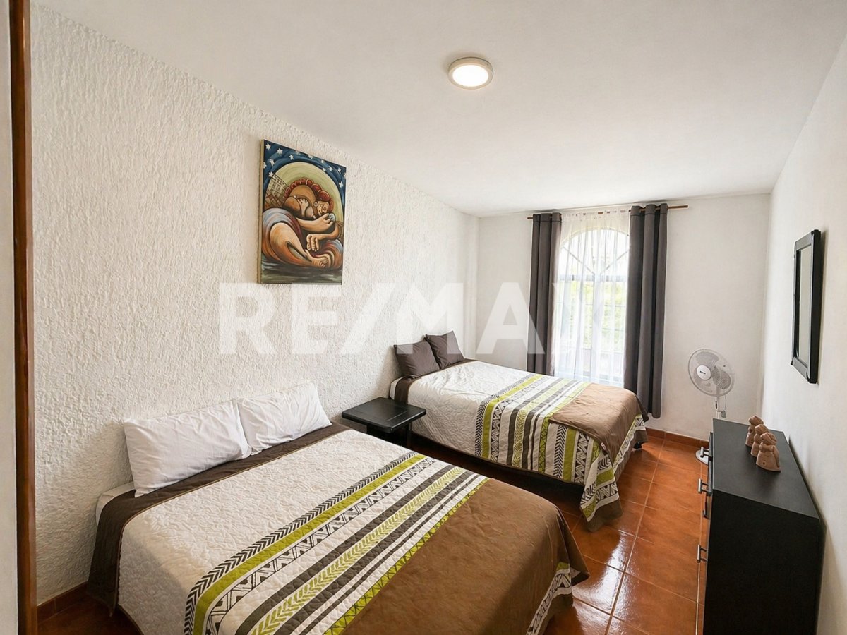 CASA EN RENTA AMUEBLADO 