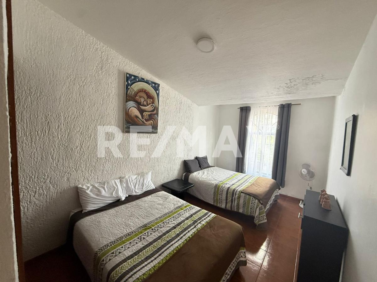 CASA EN RENTA AMUEBLADO 