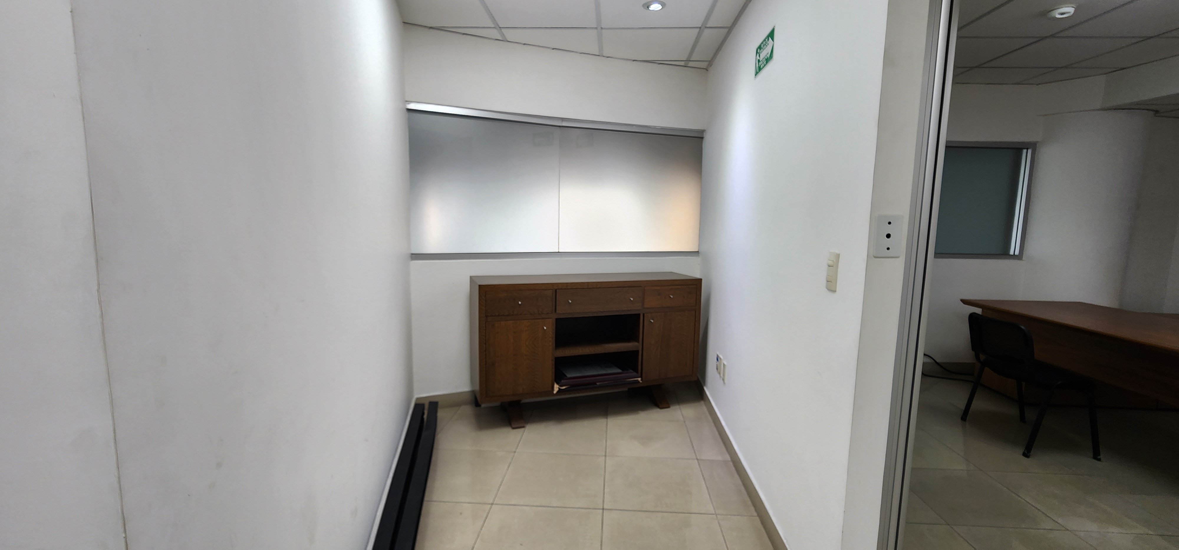 Oficina en renta sobre López Mateos Sur muy cerca de Bugambilias dentro de edificio corporativo en Miguel de La Madrid Hurtado, Zapopan - foto 14 de 19