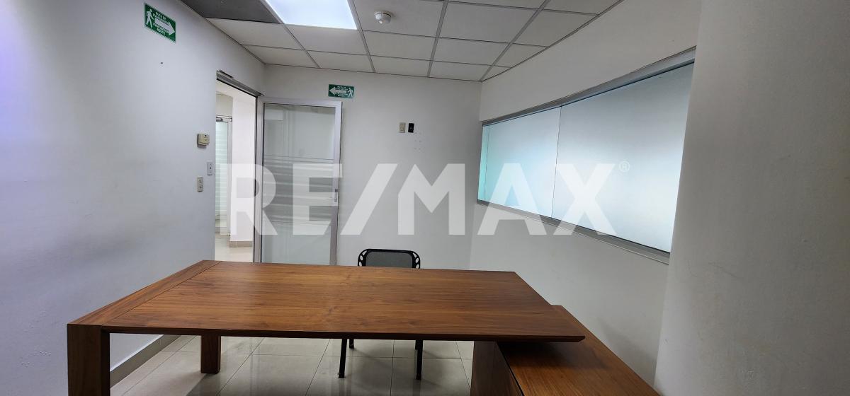 Oficina en renta sobre López Mateos Sur muy cerca de Bugambilias dentro de edificio corporativo en Miguel de La Madrid Hurtado, Zapopan - foto 16 de 19