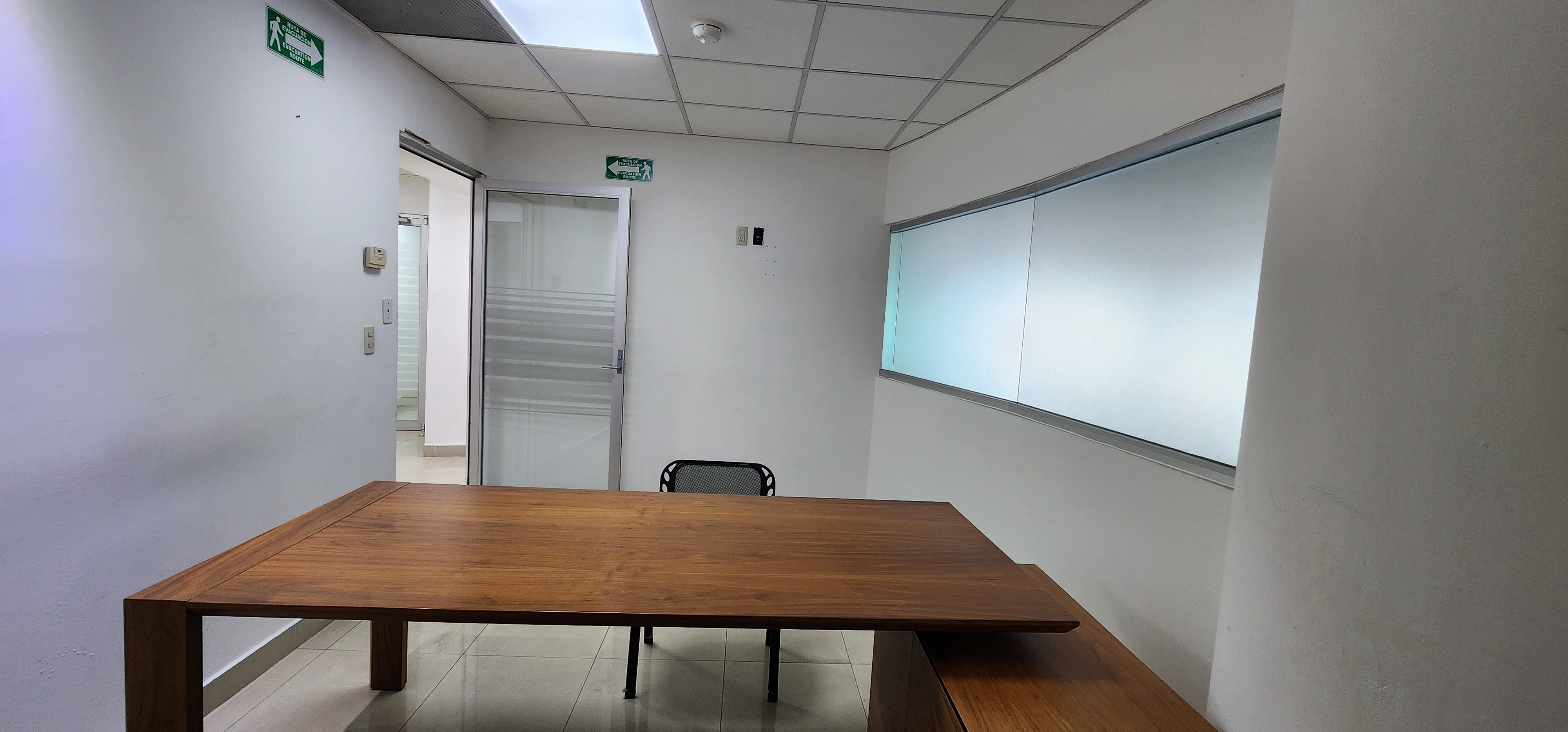 Oficina en renta sobre López Mateos Sur muy cerca de Bugambilias dentro de edificio corporativo en Miguel de La Madrid Hurtado, Zapopan - foto 16 de 19