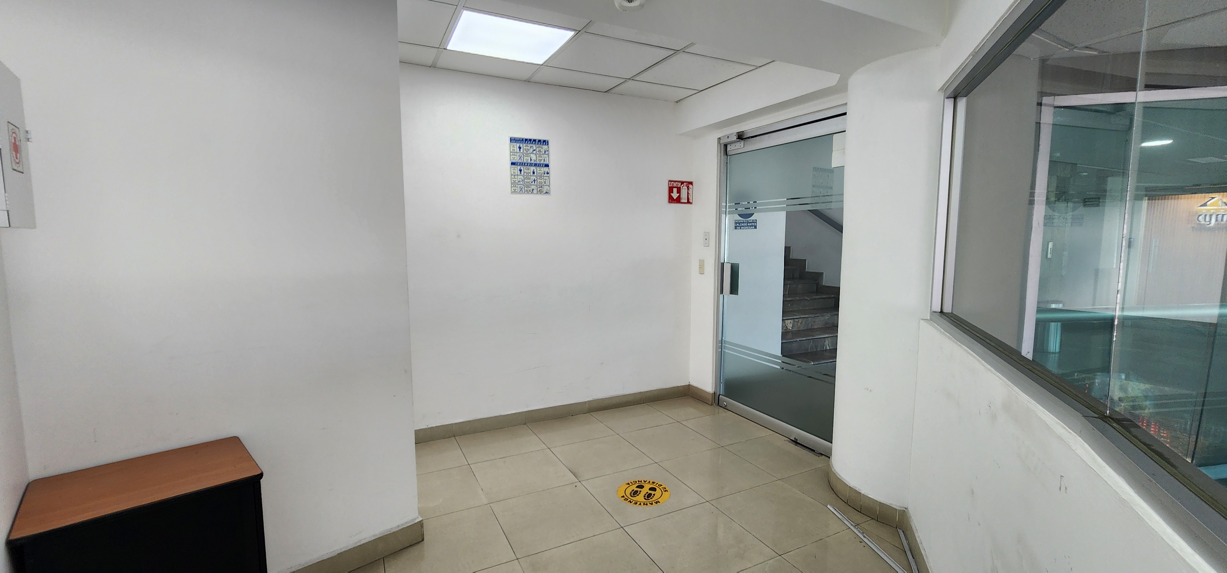 Oficina en renta sobre López Mateos Sur muy cerca de Bugambilias dentro de edificio corporativo en Miguel de La Madrid Hurtado, Zapopan - foto 6 de 19