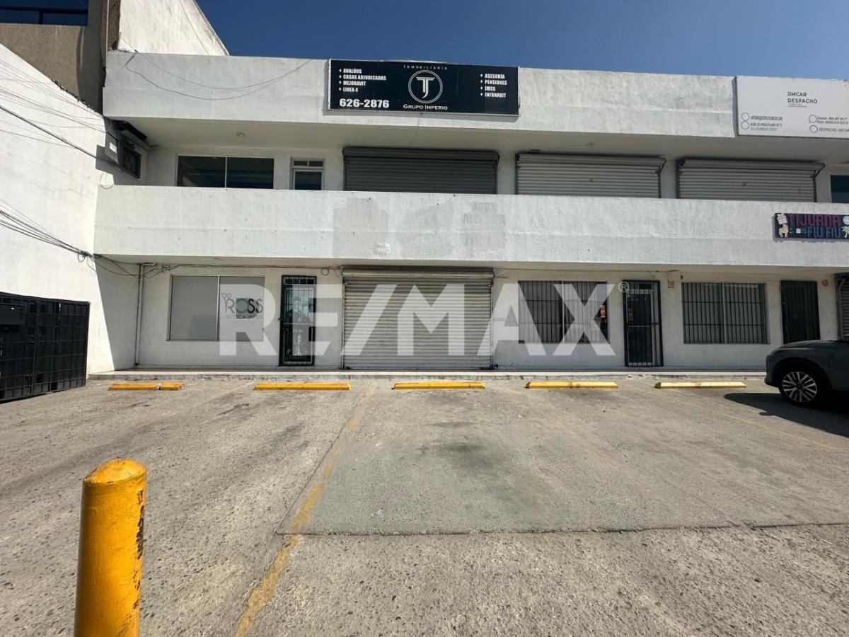 Local Comercial en Renta Plaza Arboles Tijuana