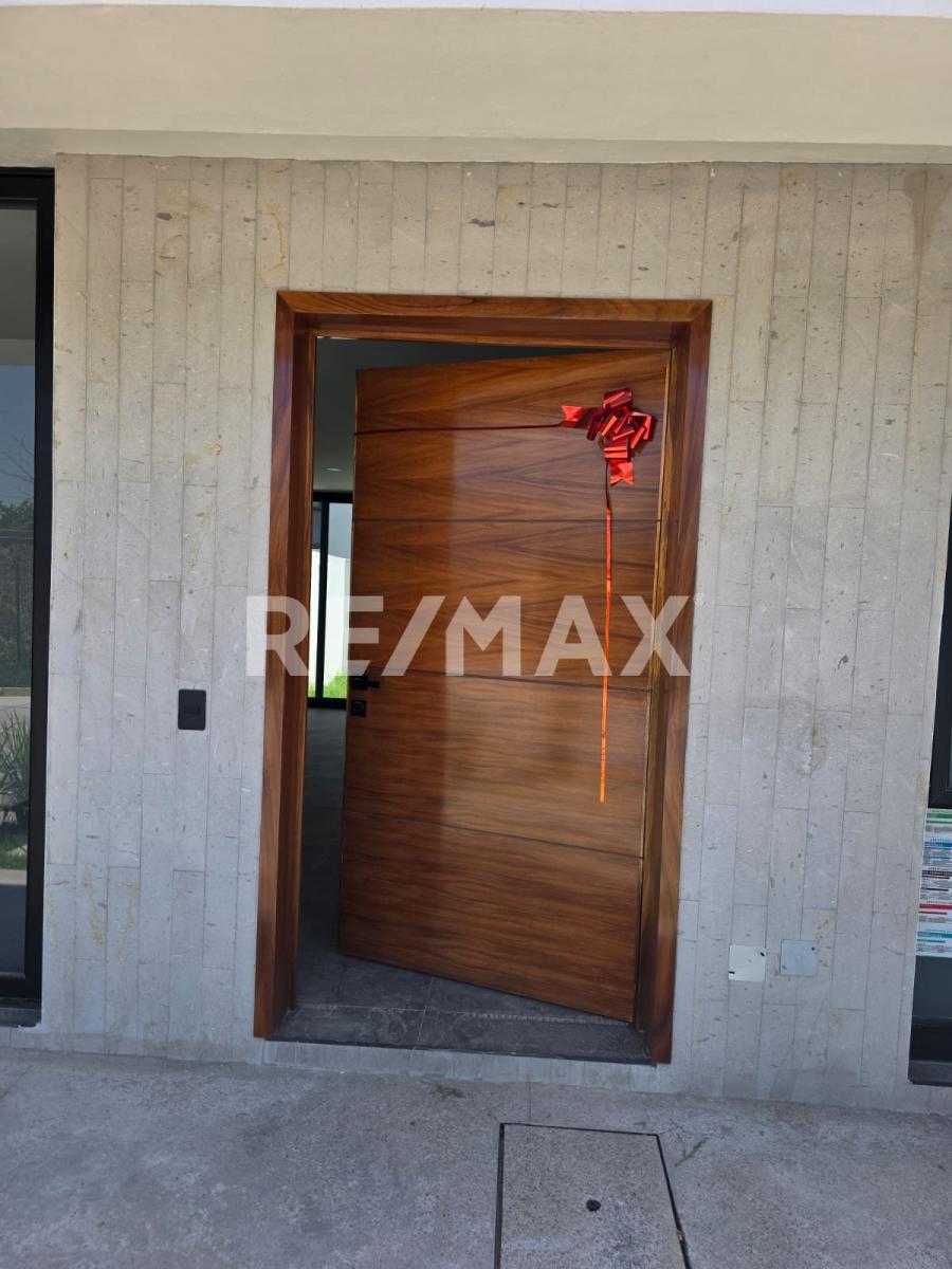 CASA EN CONDOMINIO EN RENTA VALDEPEÑAS en REAL DE VALDEPEÑAS, Zapopan - foto 2 de 31