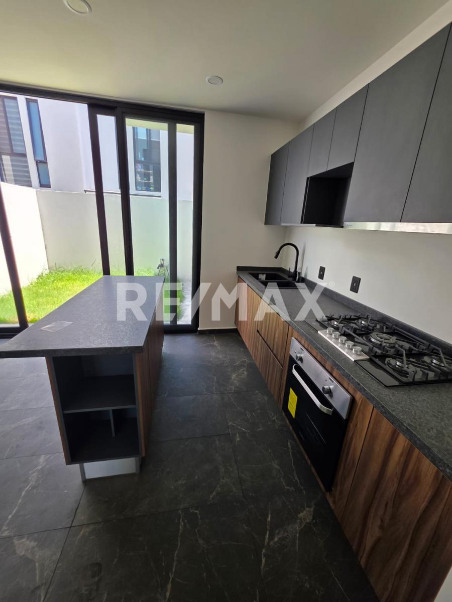 CASA EN CONDOMINIO EN RENTA VALDEPEÑAS en REAL DE VALDEPEÑAS, Zapopan - foto 10 de 31