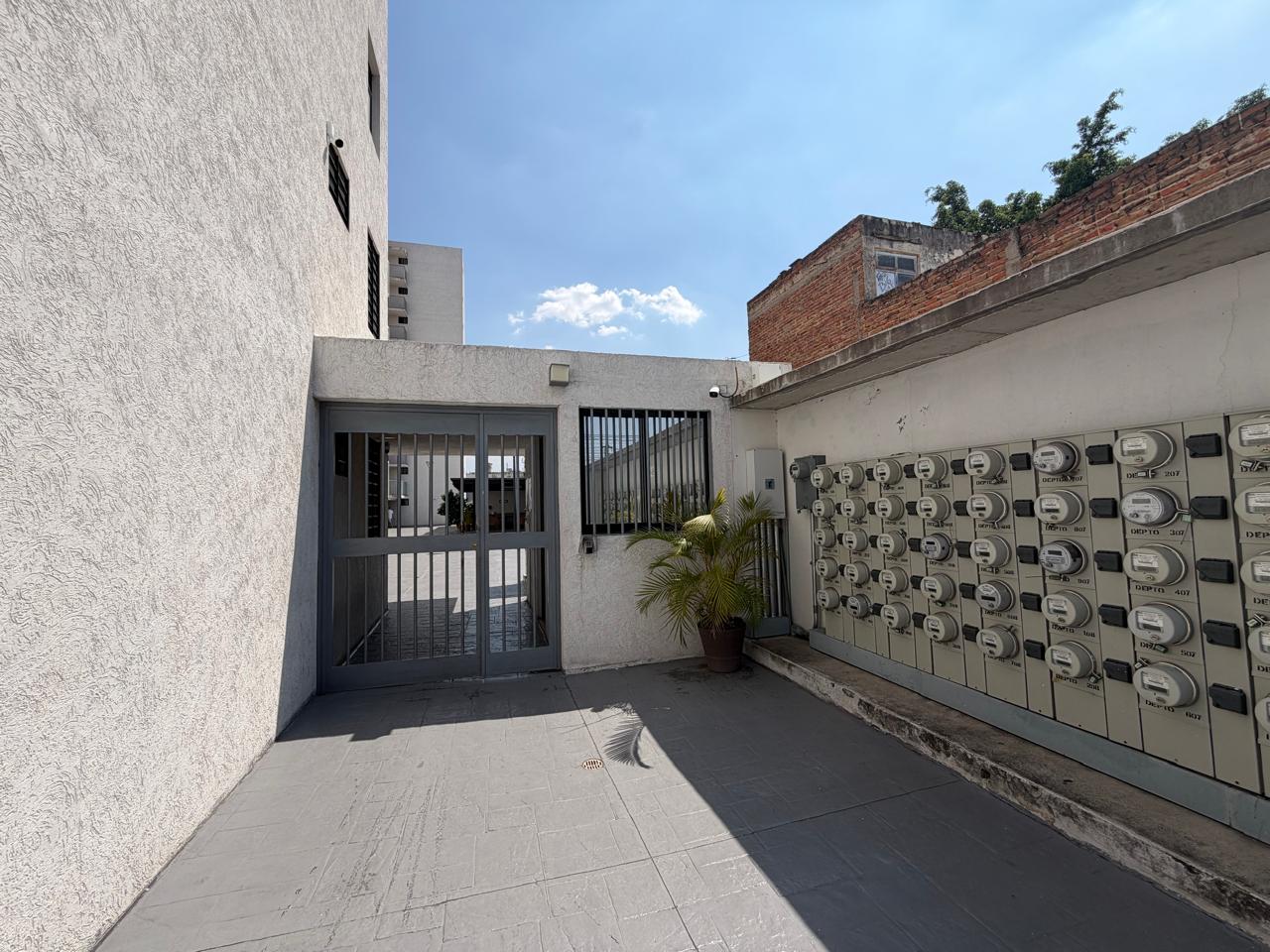 Departamento en Venta Mezquitán en SAN MIGUEL DE MEZQUITAN, Guadalajara - foto 2 de 26