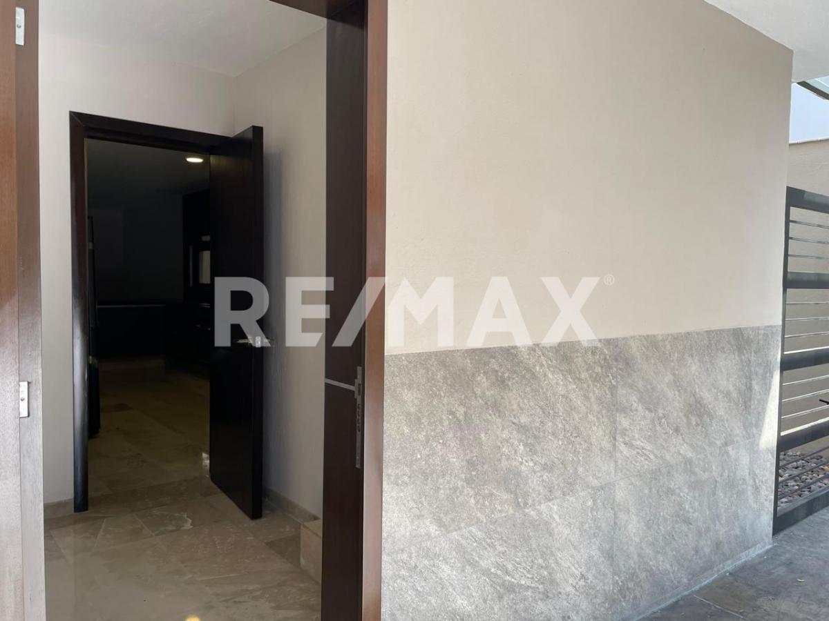 Casa en renta  en PUERTA DE HIERRO, Zapopan - foto 42 de 48