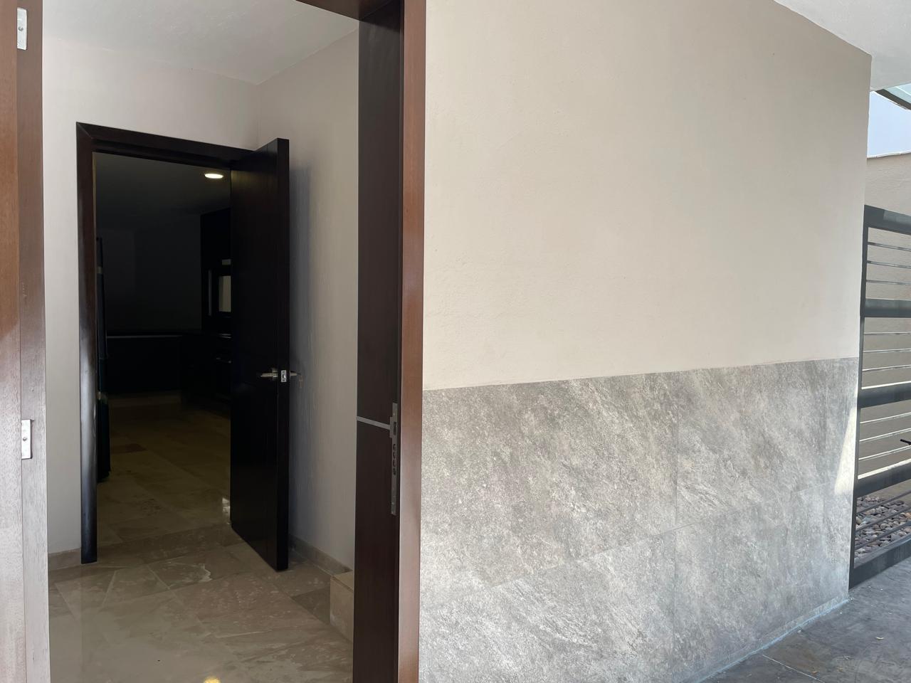 Casa en renta  en PUERTA DE HIERRO, Zapopan - foto 42 de 48