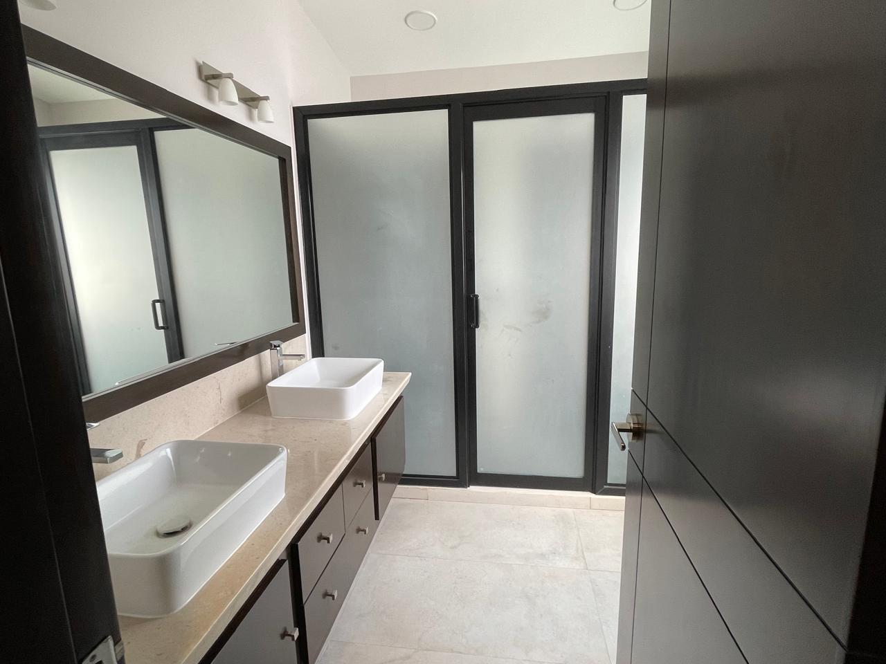 Casa en renta  en PUERTA DE HIERRO, Zapopan - foto 31 de 48