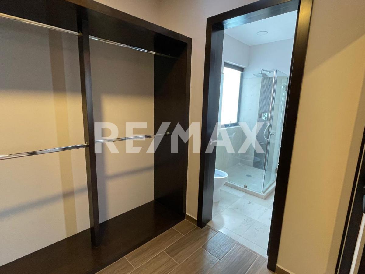 Casa en renta  en PUERTA DE HIERRO, Zapopan - foto 26 de 48