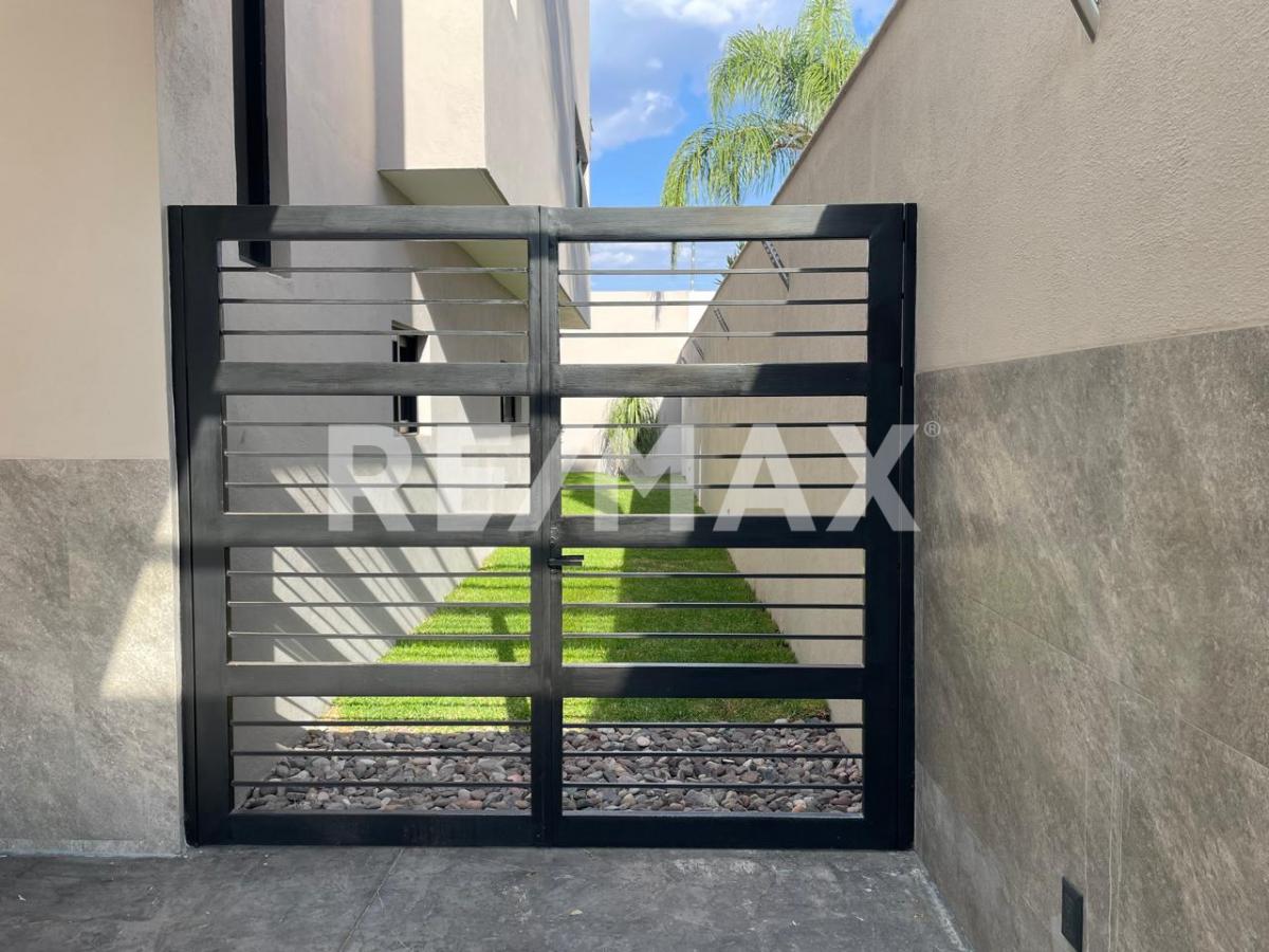 Casa en renta  en PUERTA DE HIERRO, Zapopan - foto 45 de 48