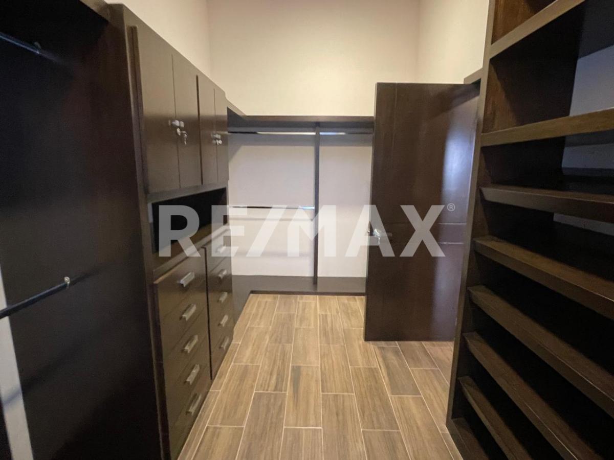 Casa en renta  en PUERTA DE HIERRO, Zapopan - foto 30 de 48