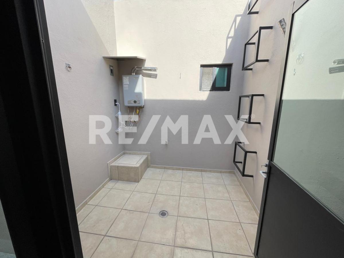 Casa en renta  en PUERTA DE HIERRO, Zapopan - foto 36 de 48