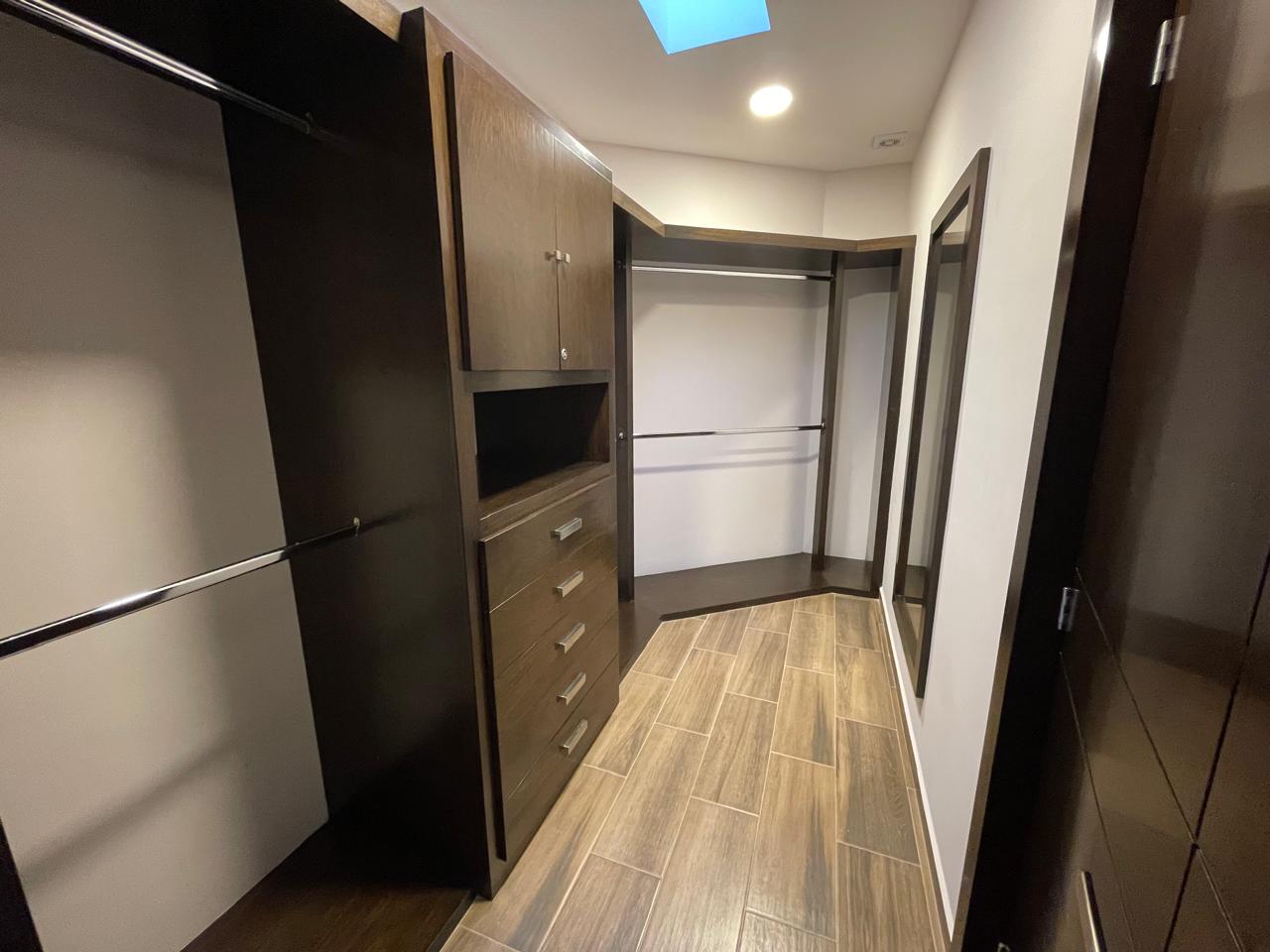 Casa en renta  en PUERTA DE HIERRO, Zapopan - foto 40 de 48
