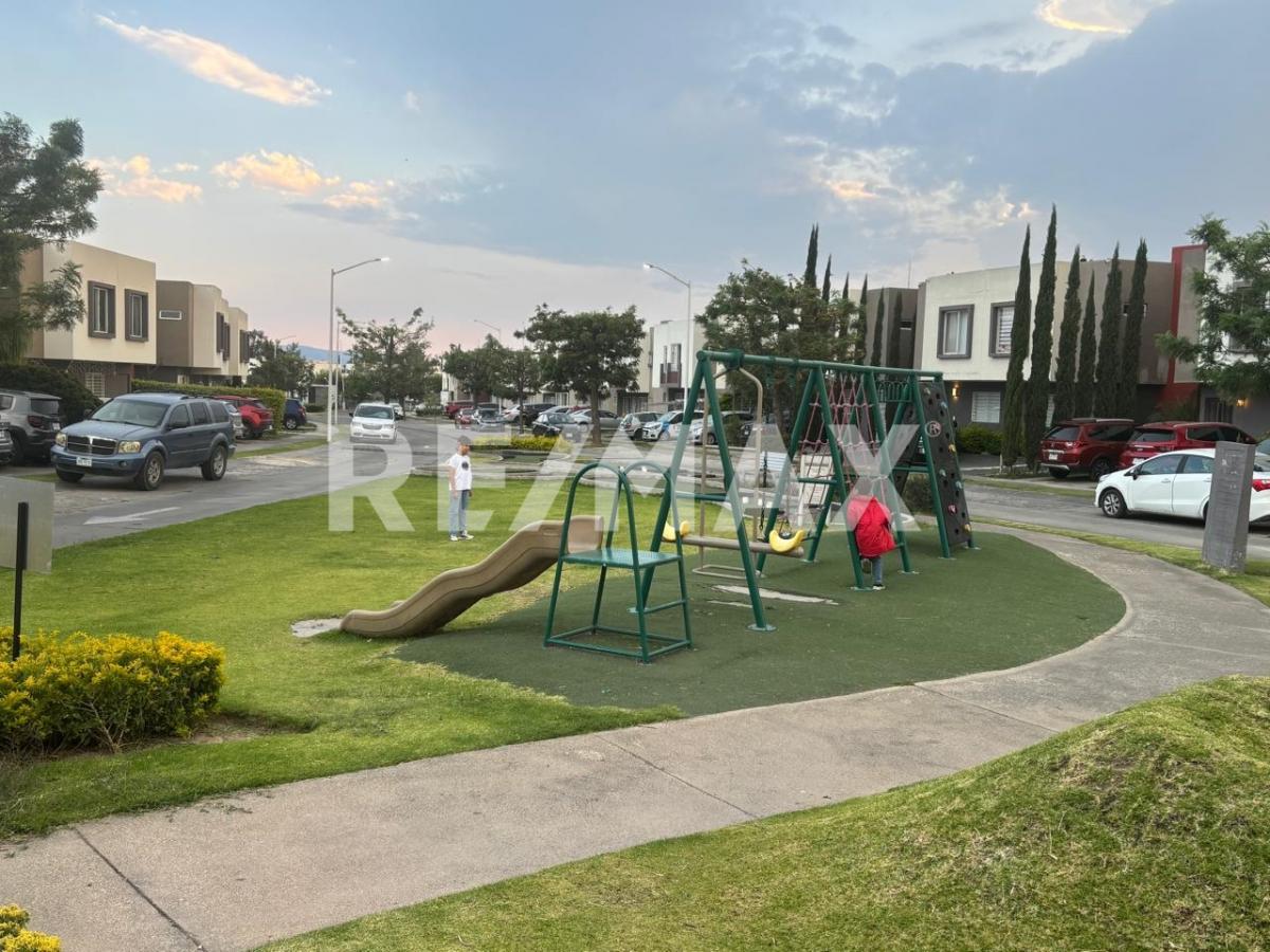 CASA EN VENTA FRACCIONAMIENTO SOMOS en Residencial Amaranto, Zapopan - foto 19 de 20