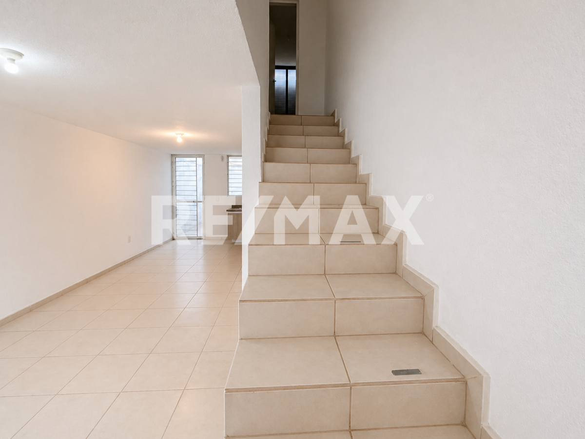 CASA EN VENTA FRACCIONAMIENTO SOMOS