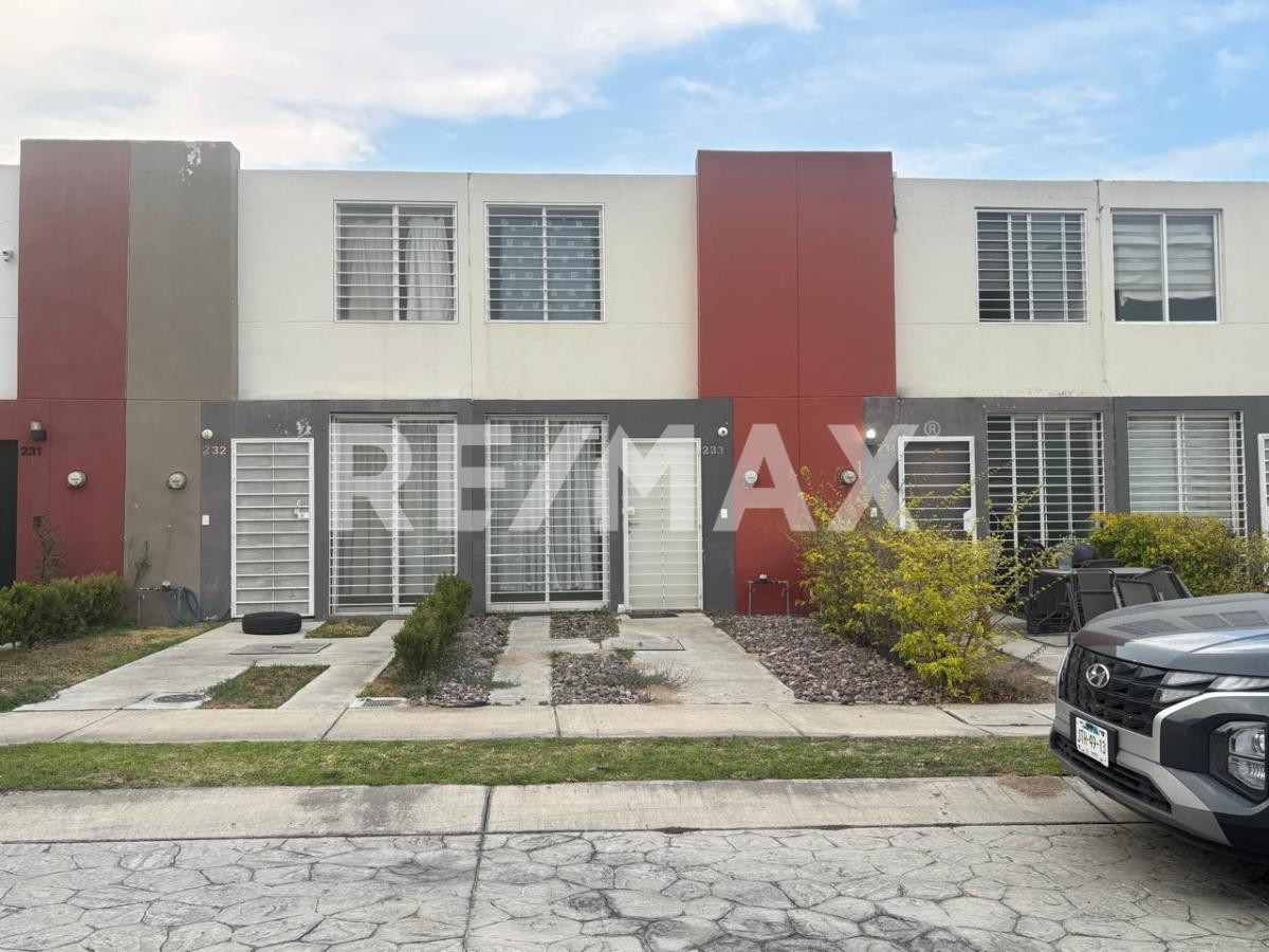 CASA EN VENTA FRACCIONAMIENTO SOMOS