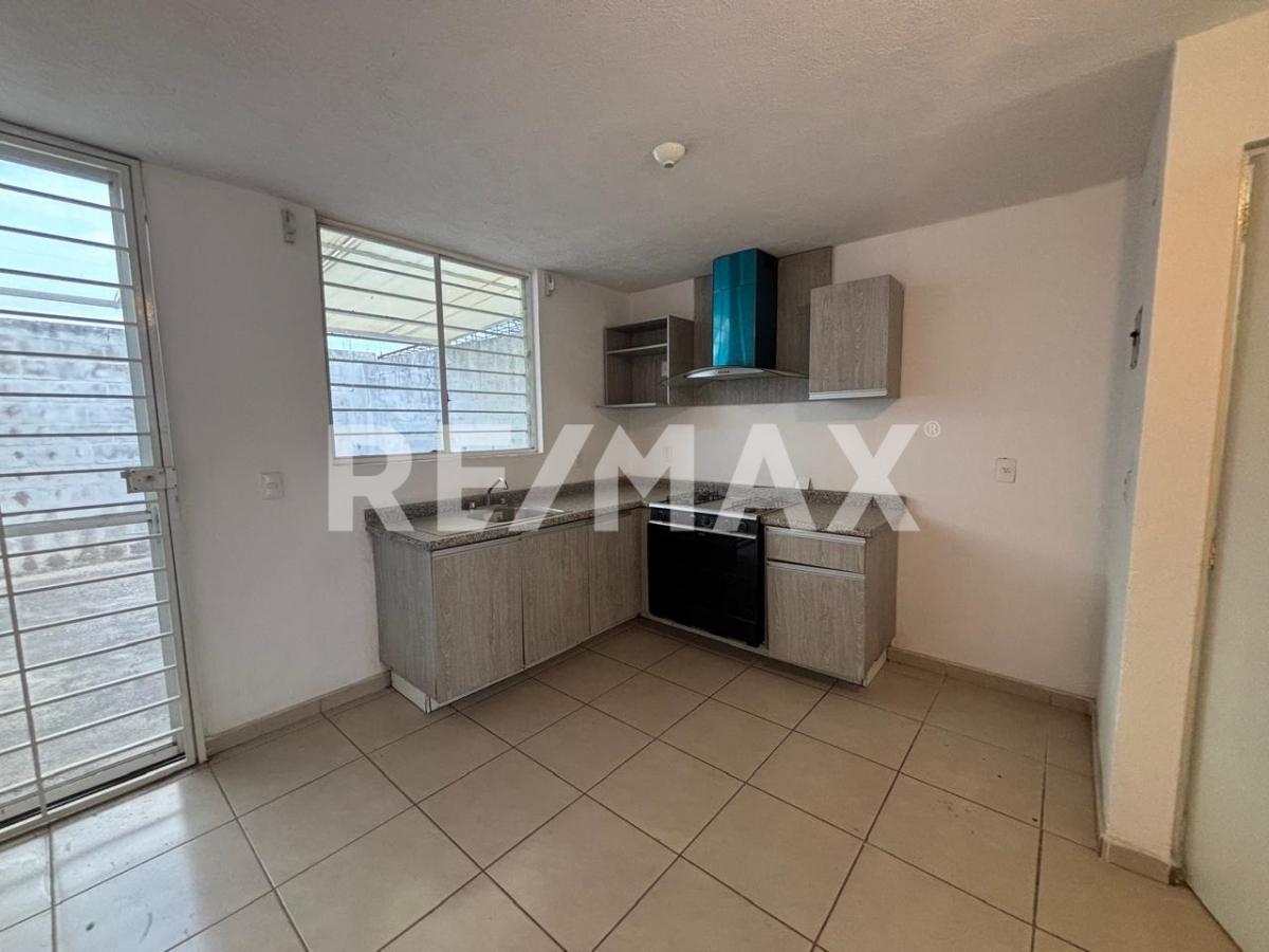CASA EN VENTA FRACCIONAMIENTO SOMOS