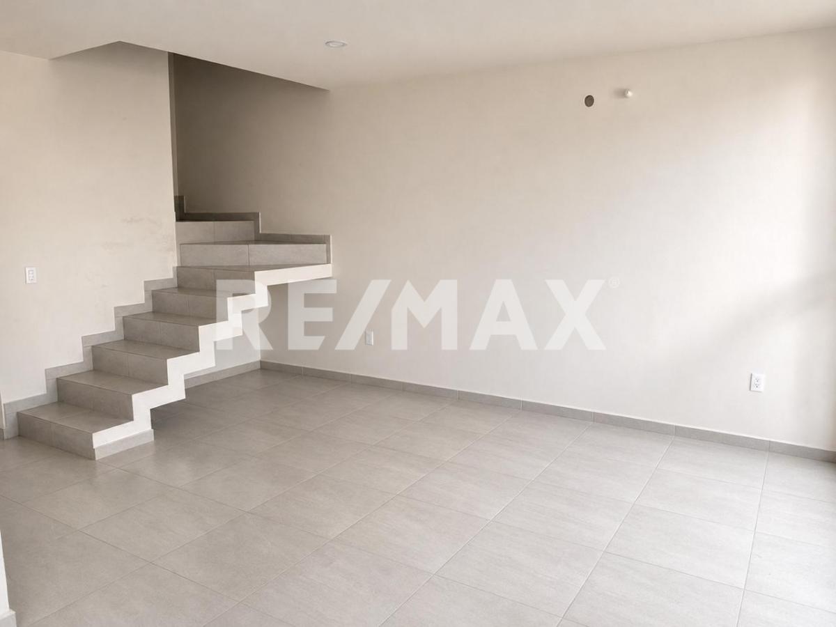 Casa en Venta en BOSQUES DE SANTA ANITA, Tlajomulco de Zúñiga - foto 4 de 24