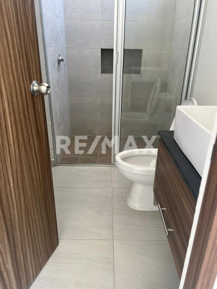 Casa en Venta  en SANTA ANITA, Tlajomulco de Zúñiga - foto 14 de 26