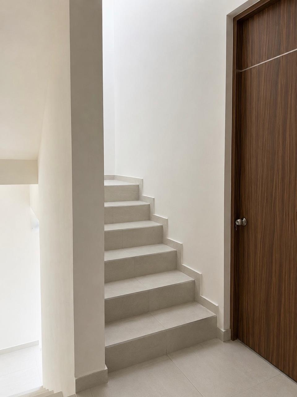 Casa en Venta  en BOSQUES DE SANTA ANITA, Tlajomulco de Zúñiga - foto 8 de 24