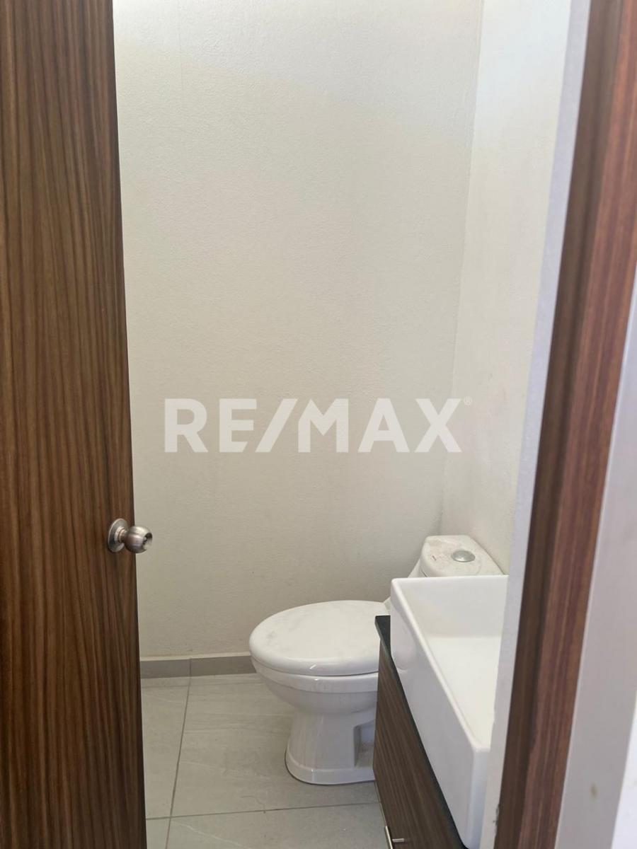 Casa en Venta  en SANTA ANITA, Tlajomulco de Zúñiga - foto 21 de 26
