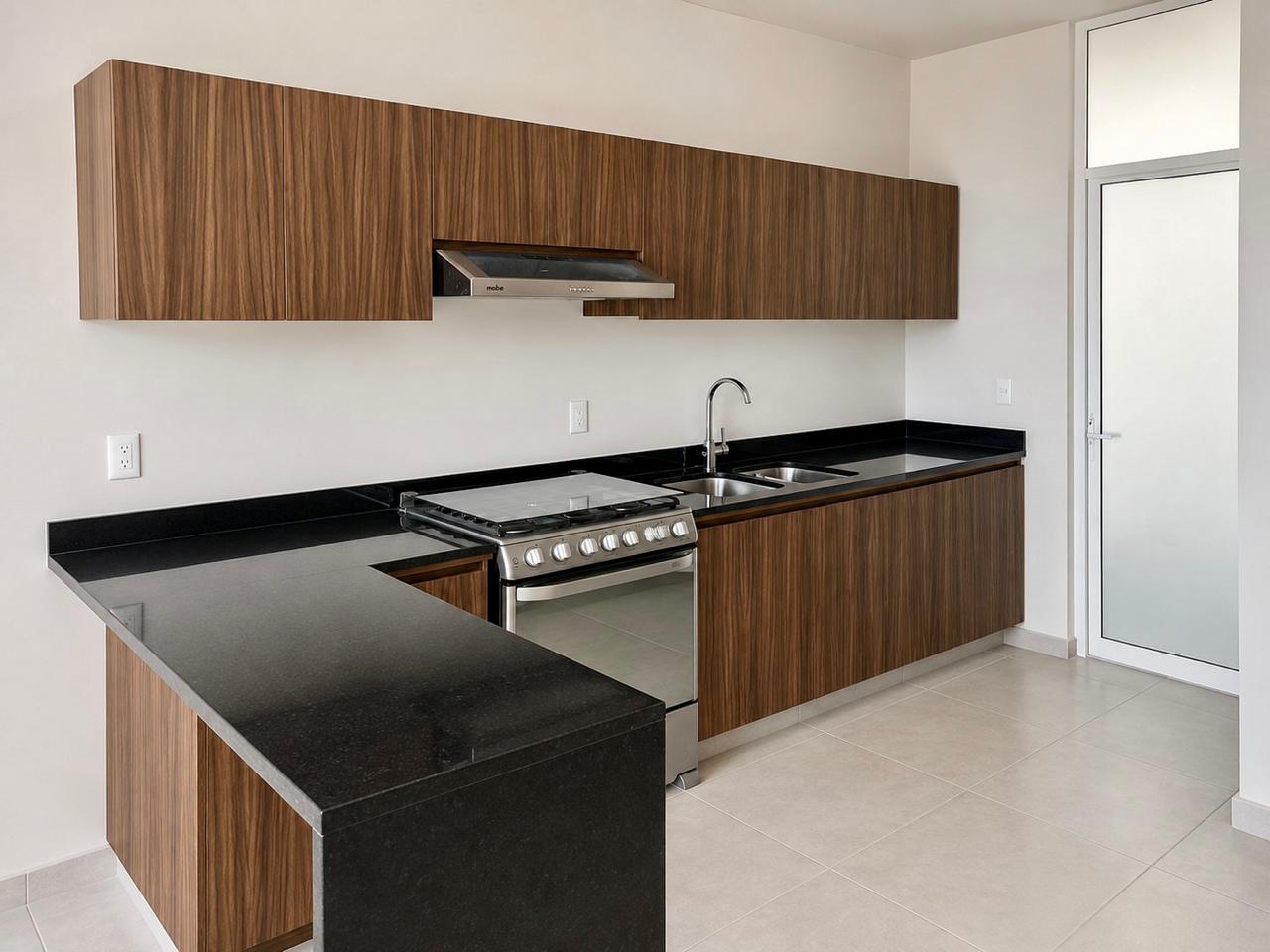 Casa en Venta  en BOSQUES DE SANTA ANITA, Tlajomulco de Zúñiga - foto 2 de 24
