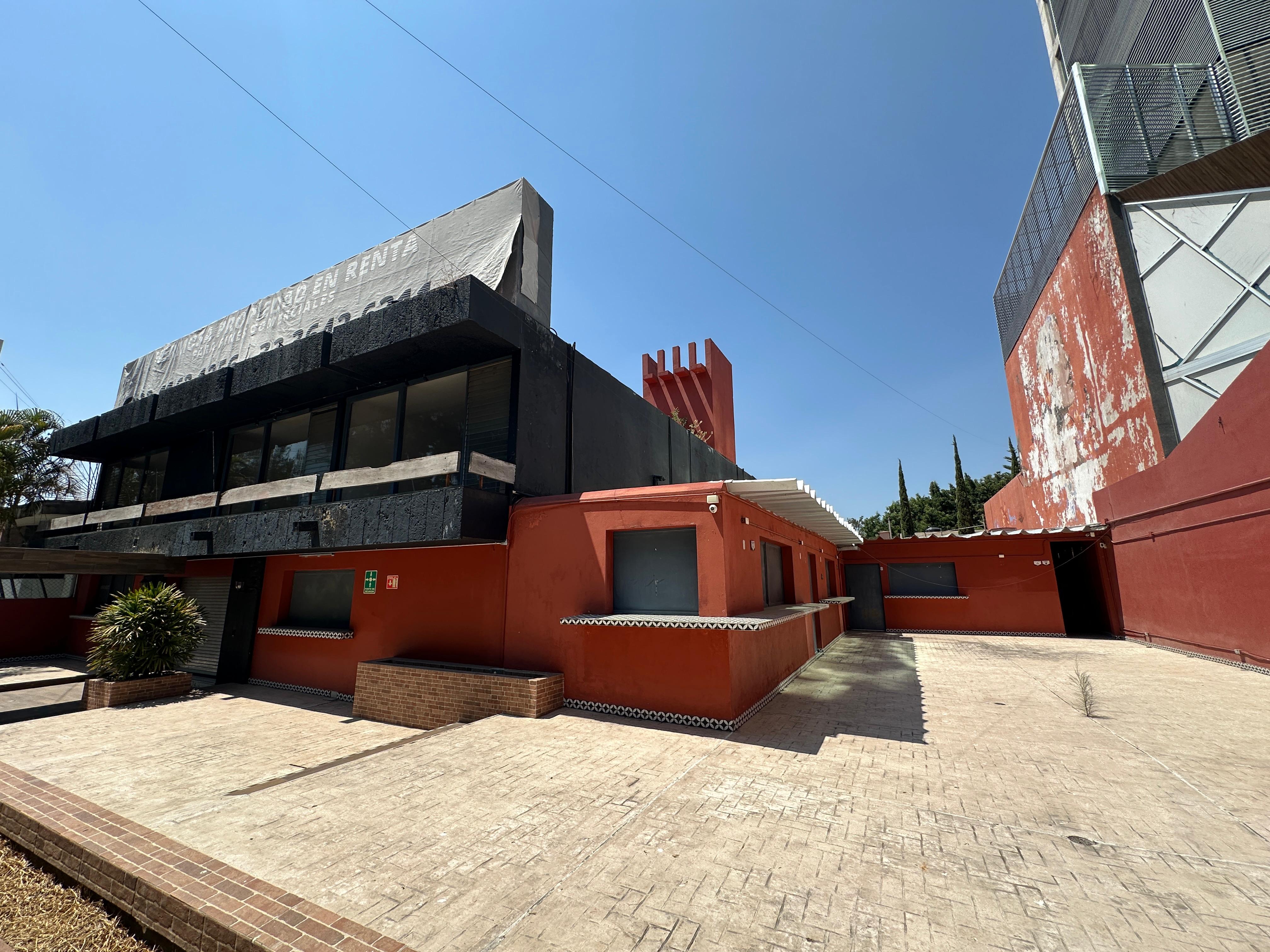 LOCAL COMERCIAL EN PROVIDENCIA