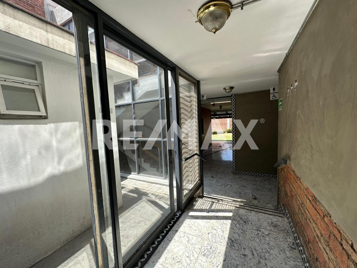 LOCAL COMERCIAL EN PROVIDENCIA