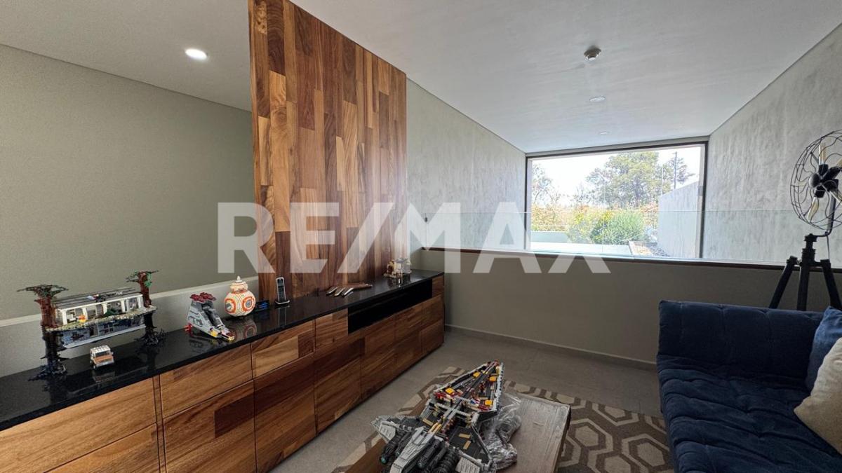 Casa en Venta en El Palomar en EL PALOMAR, Tlajomulco de Zúñiga - foto 23 de 40