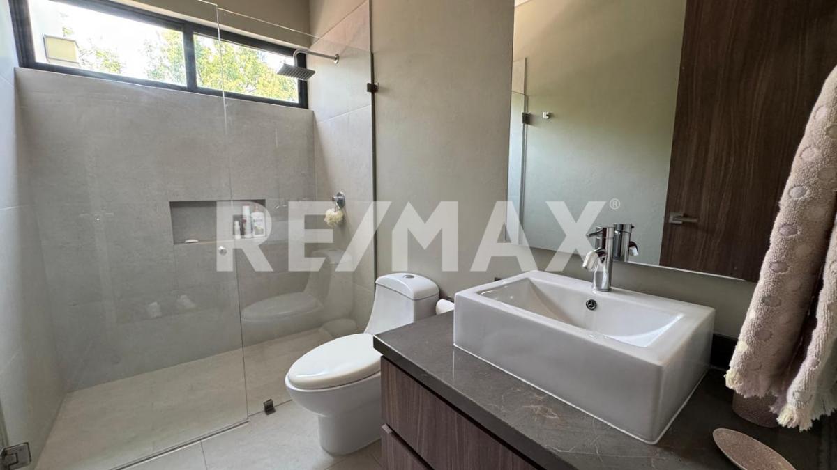 Casa en Venta en El Palomar en EL PALOMAR, Tlajomulco de Zúñiga - foto 31 de 40