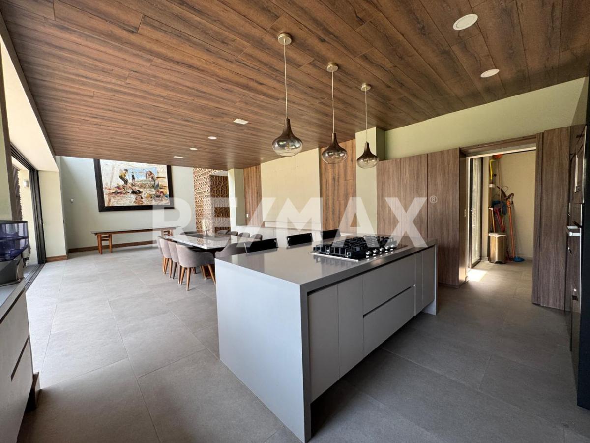 Casa en Venta en El Palomar en EL PALOMAR, Tlajomulco de Zúñiga - foto 10 de 40