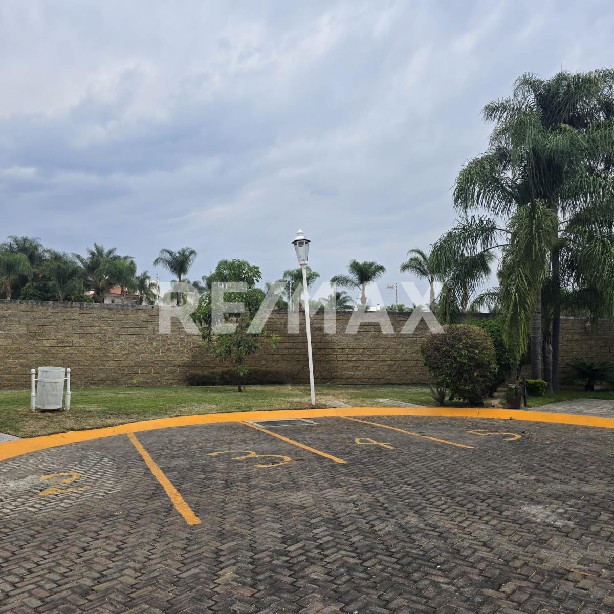CASA EN  COTO GARDENIA  EN RINCONADA BUGAMBILIAS en Bugambilias, Zapopan - foto 35 de 35