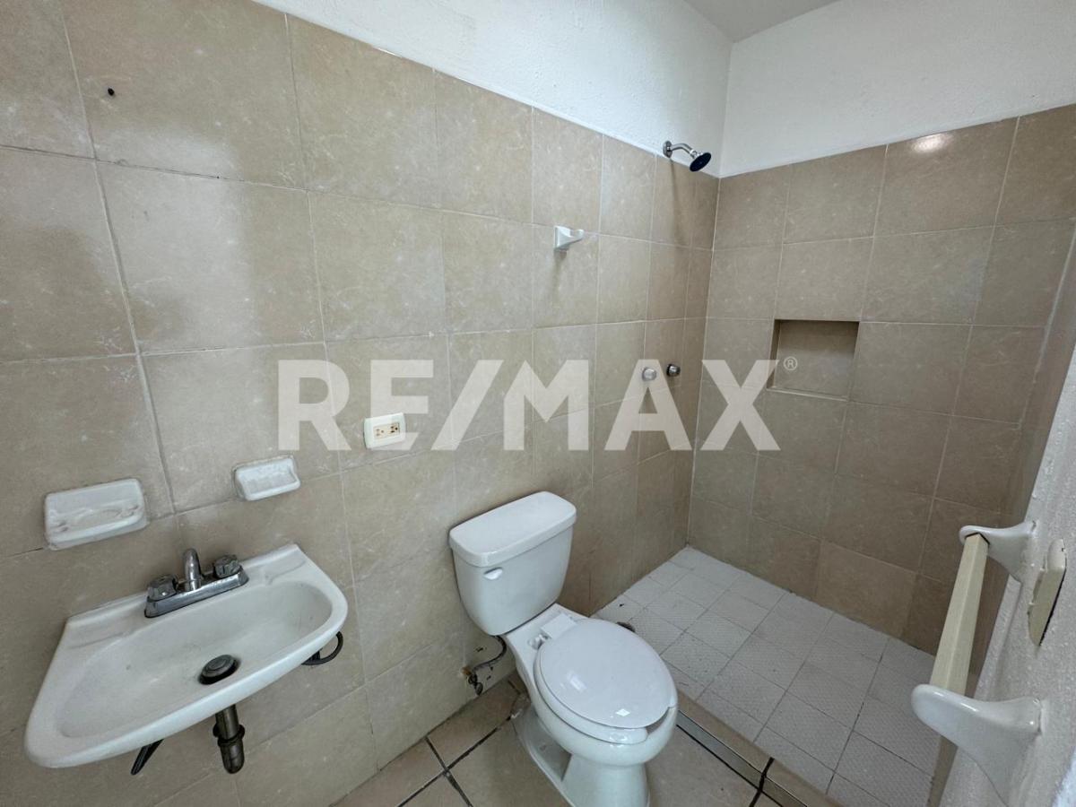 Casa en Renta Banus Residencial en Banús, Tlajomulco de Zúñiga - foto 16 de 18