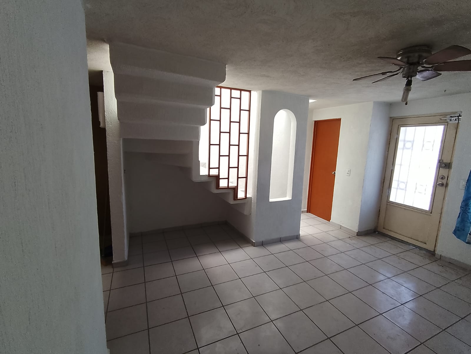Casa en Venta  en Jardines Del Edén, Tlajomulco de Zúñiga - foto 10 de 13