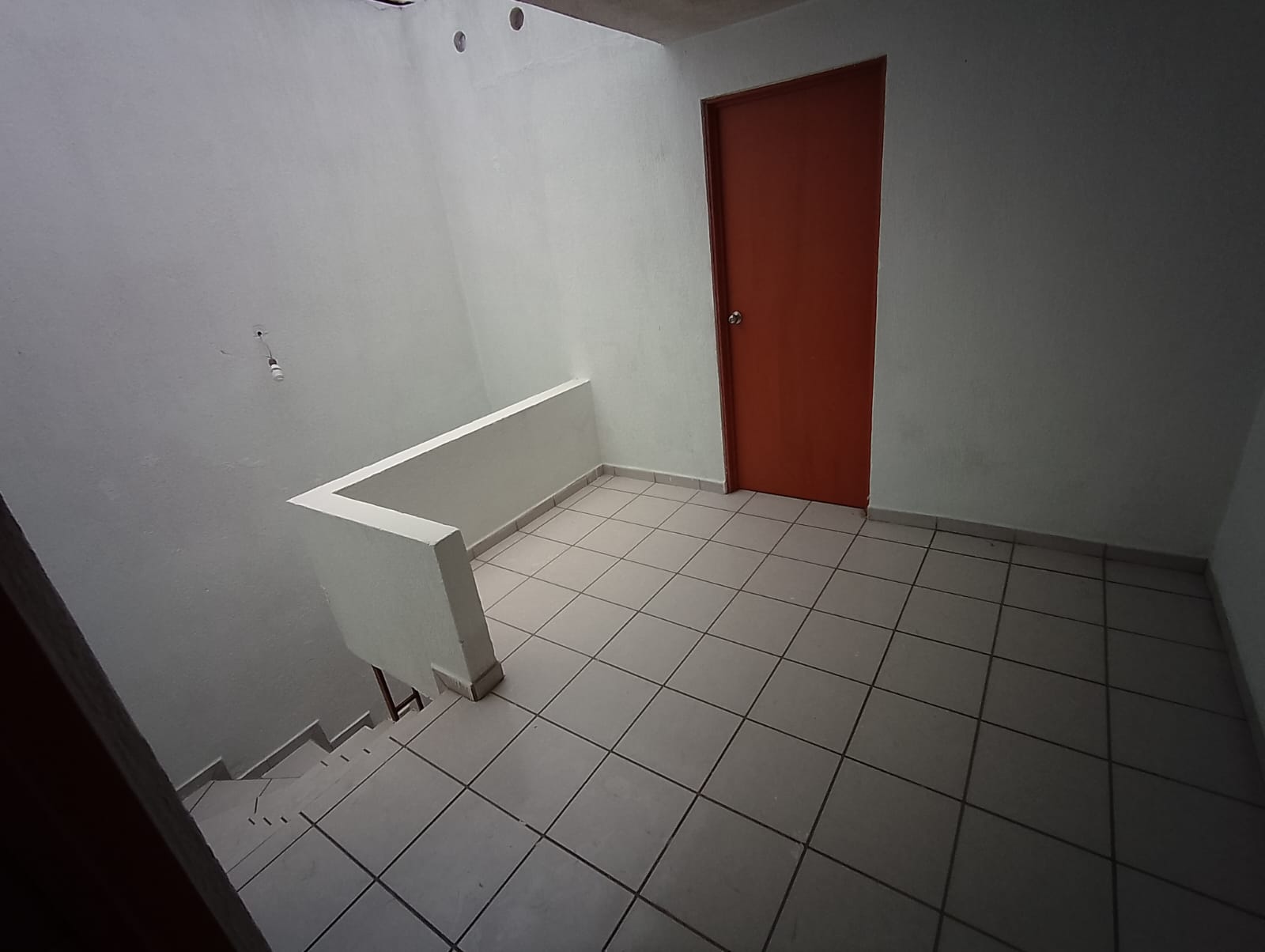 Casa en Venta  en Jardines Del Edén, Tlajomulco de Zúñiga - foto 4 de 13