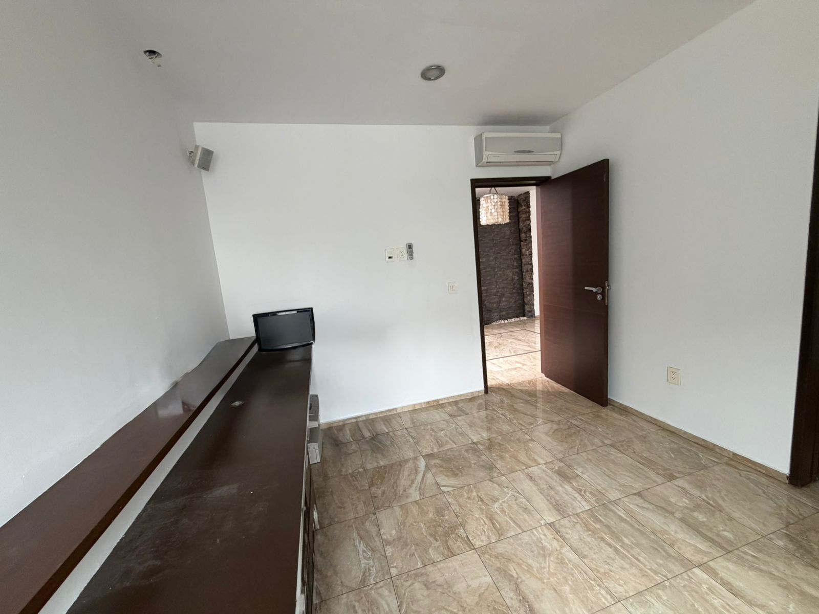 CASA EN RENTA EN PUERTA DEL BOSQUE en PUERTA DEL BOSQUE, Zapopan - foto 6 de 43