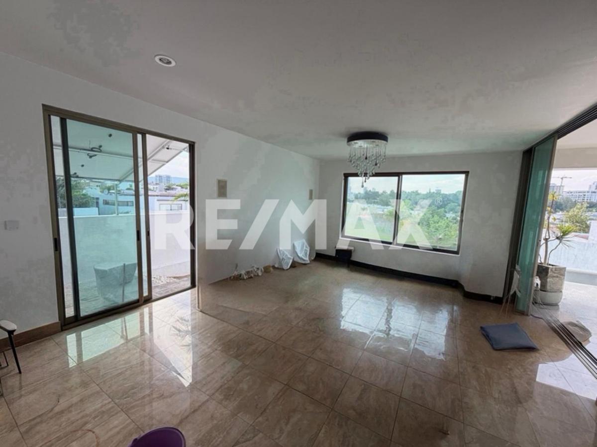 CASA EN RENTA EN PUERTA DEL BOSQUE en PUERTA DEL BOSQUE, Zapopan - foto 9 de 43