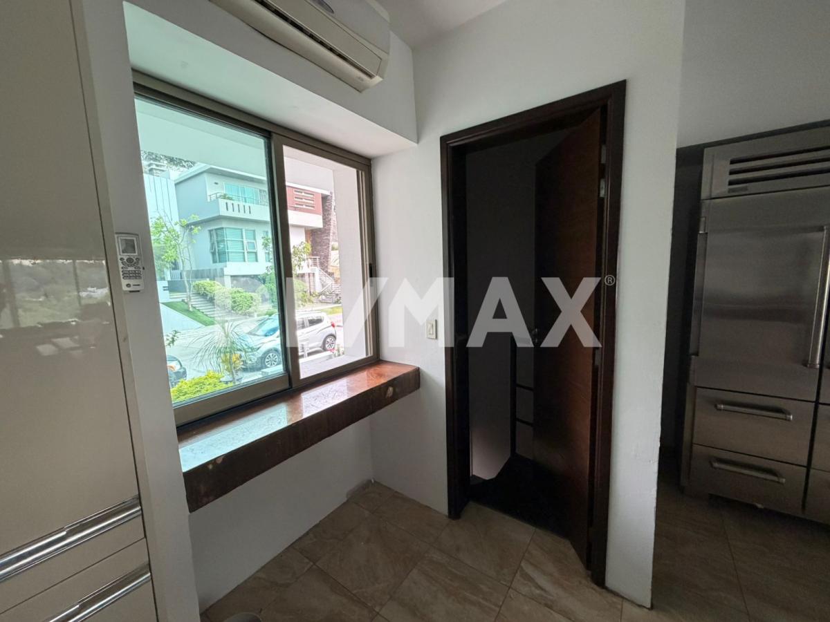 CASA EN RENTA EN PUERTA DEL BOSQUE en PUERTA DEL BOSQUE, Zapopan - foto 15 de 43