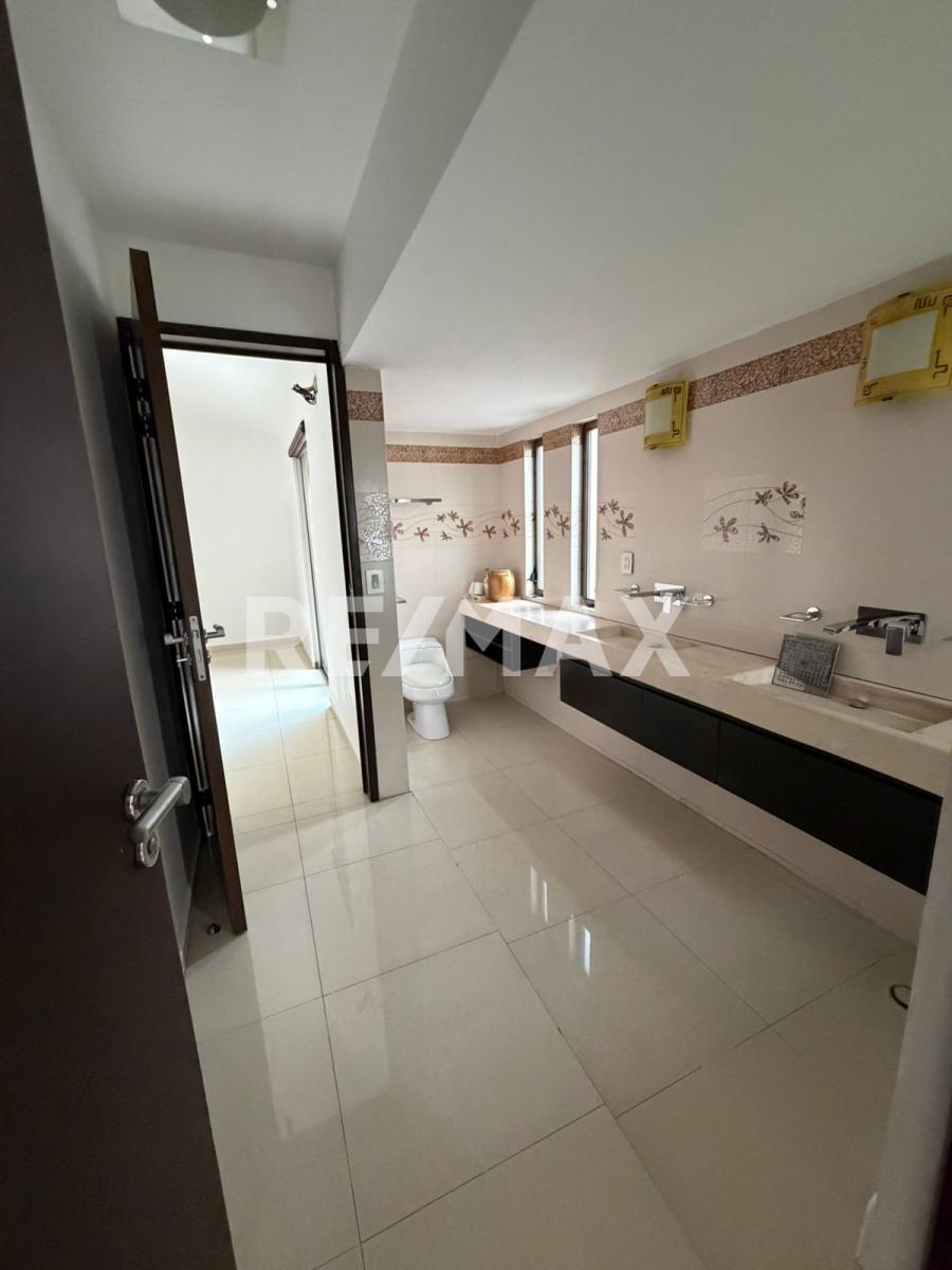 CASA EN RENTA EN PUERTA DEL BOSQUE en PUERTA DEL BOSQUE, Zapopan - foto 31 de 43