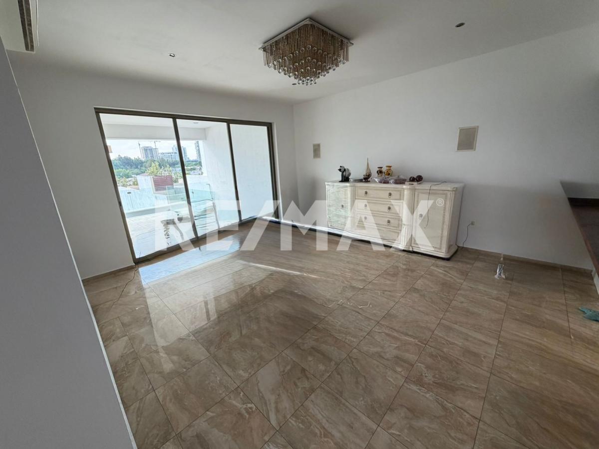 CASA EN RENTA EN PUERTA DEL BOSQUE en PUERTA DEL BOSQUE, Zapopan - foto 10 de 43