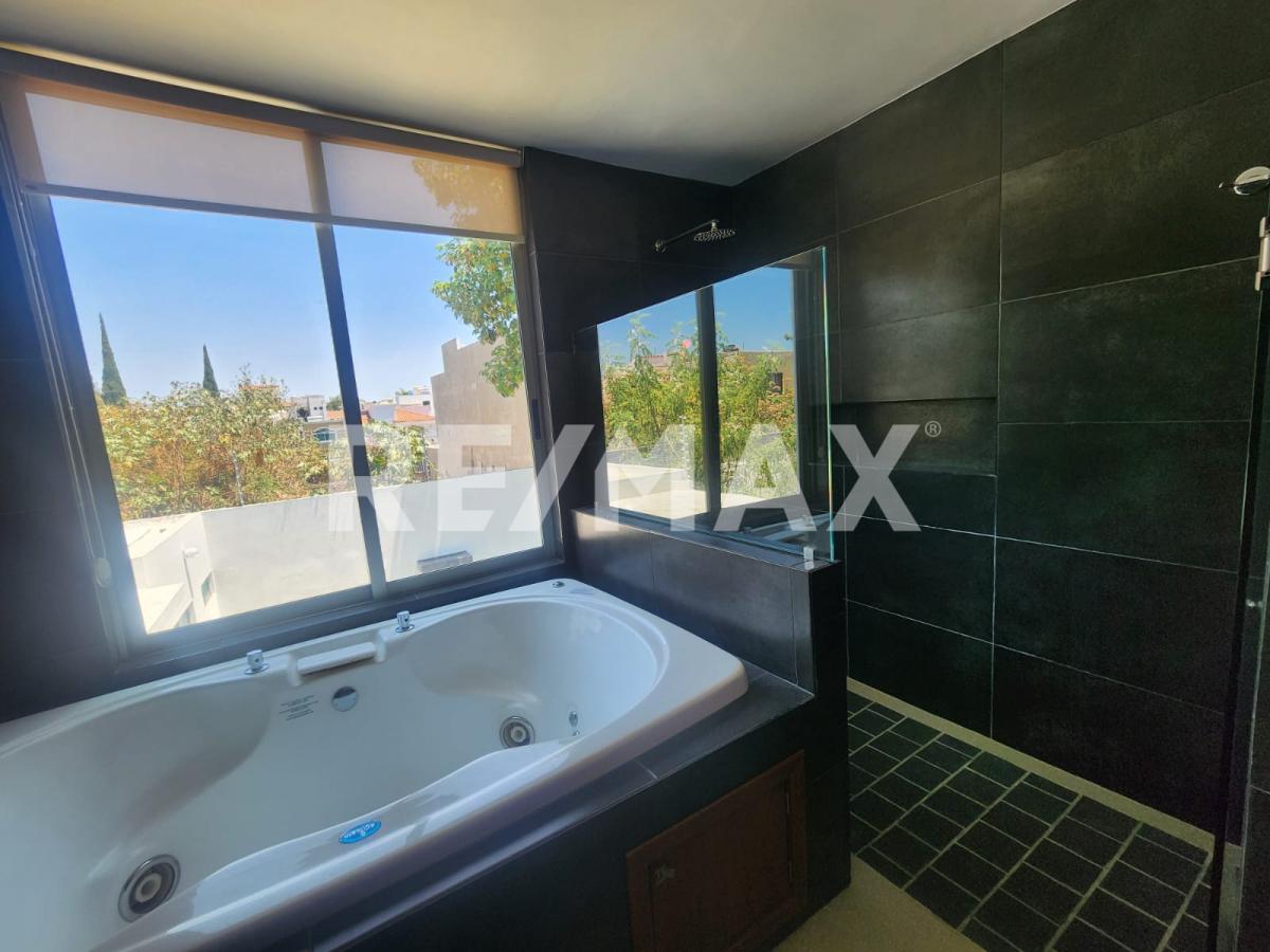 Casa en Venta en Jardines de Guadalupe en JARDINES DE GUADALUPE, Zapopan - foto 20 de 29