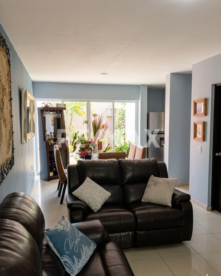 Casa en Venta en Bugambilias en Bugambilias, Zapopan - foto 2 de 30