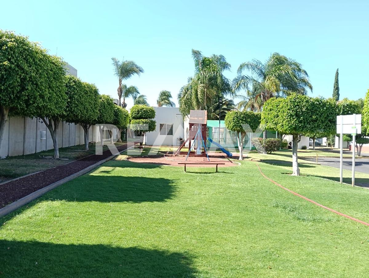 CASA EN RENTA EN STA. MARGARITA en SANTA MARGARITA RESIDENCIAL, Zapopan - foto 15 de 16